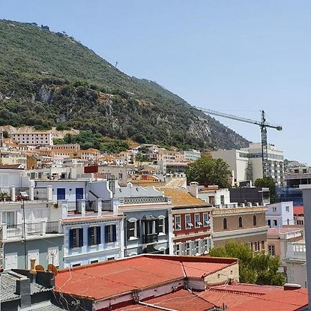 Gibraltar Town Centre Flat With Roof Terrace Apartment Bagian luar foto