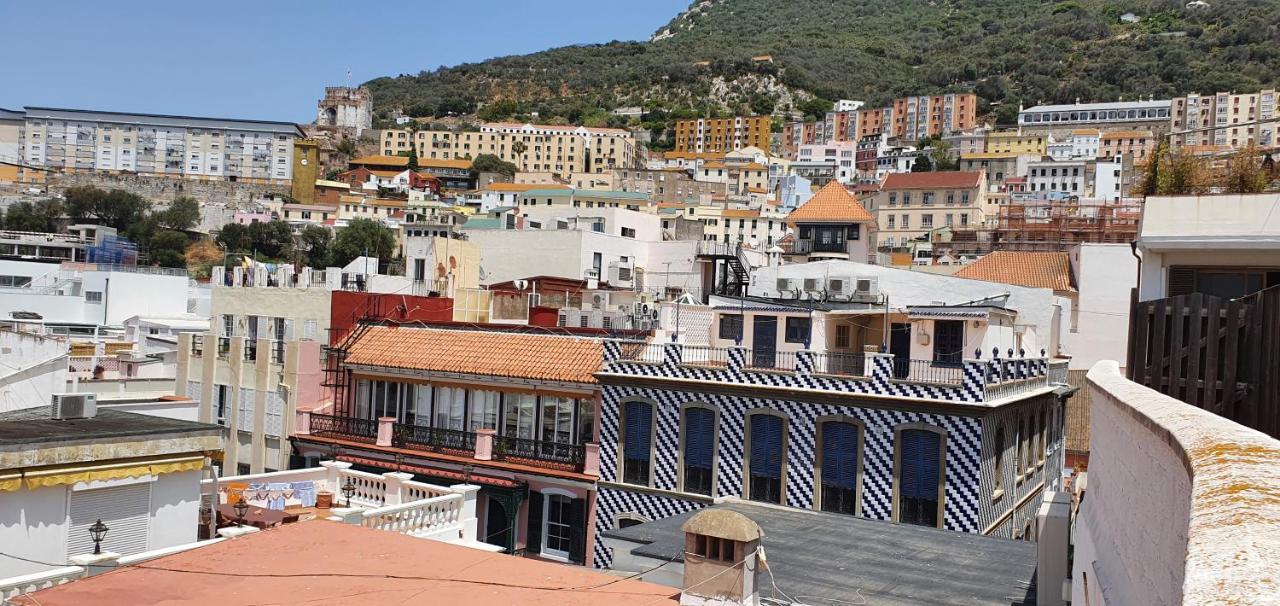 Gibraltar Town Centre Flat With Roof Terrace Apartment Bagian luar foto