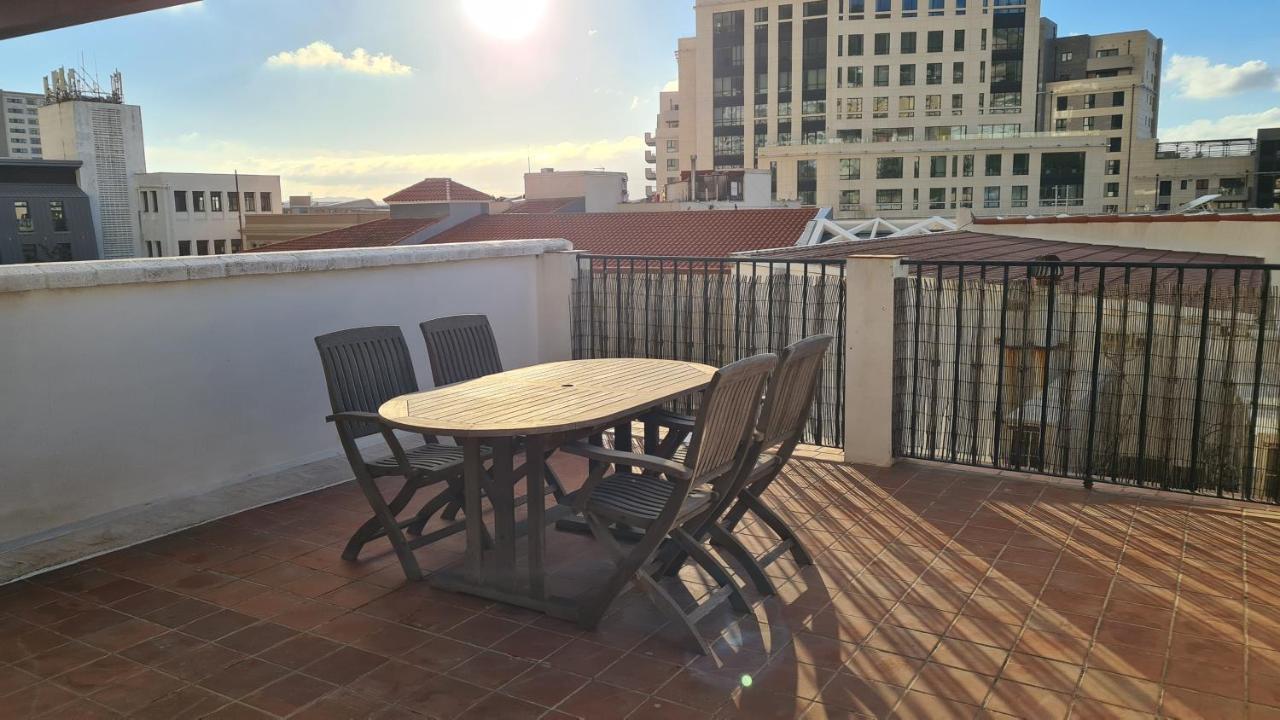 Gibraltar Town Centre Flat With Roof Terrace Apartment Bagian luar foto